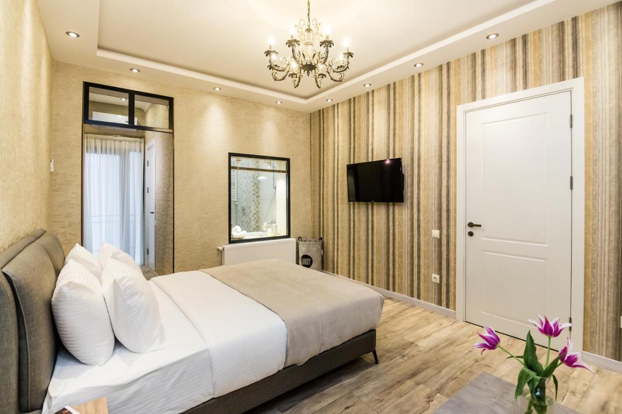 Dat Exx Apartments On Liberty Square Tbilisi Esterno foto